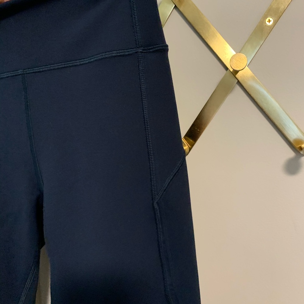 Lululemon In Movement Crop Capri - Picture 11 of 15